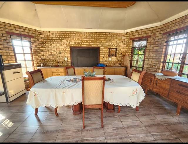 3 BEDROOM PROPERTY TO RENT IN KOOKRUS